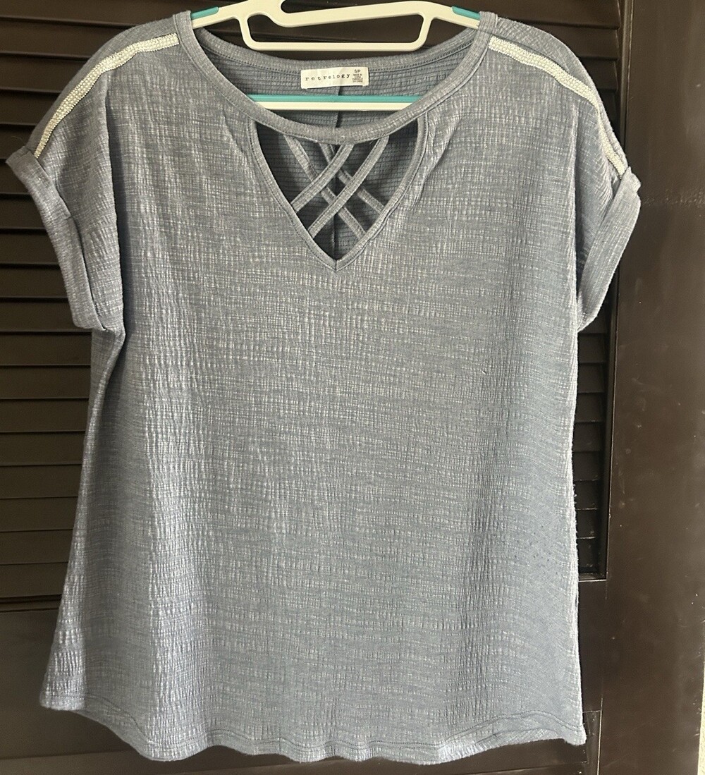 Retrology Blue Solid V-Neck Strappy Front Short Sleeve Knit Top Petite S/P